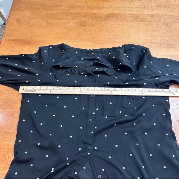 Old Navy Women’s Button Down Shirt Black W/ Seven Point Star Size Large L - Picture 9 of 12